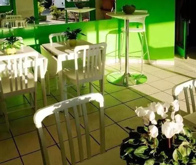 Lemon Hotel Plan De Campagne Marseille