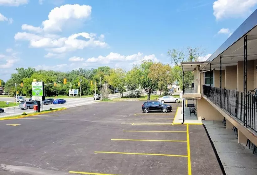 モーテル Arnprior Motor Inn