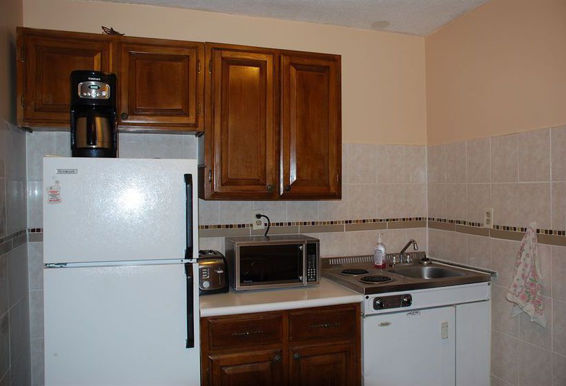 Motel Three Diamond Inn