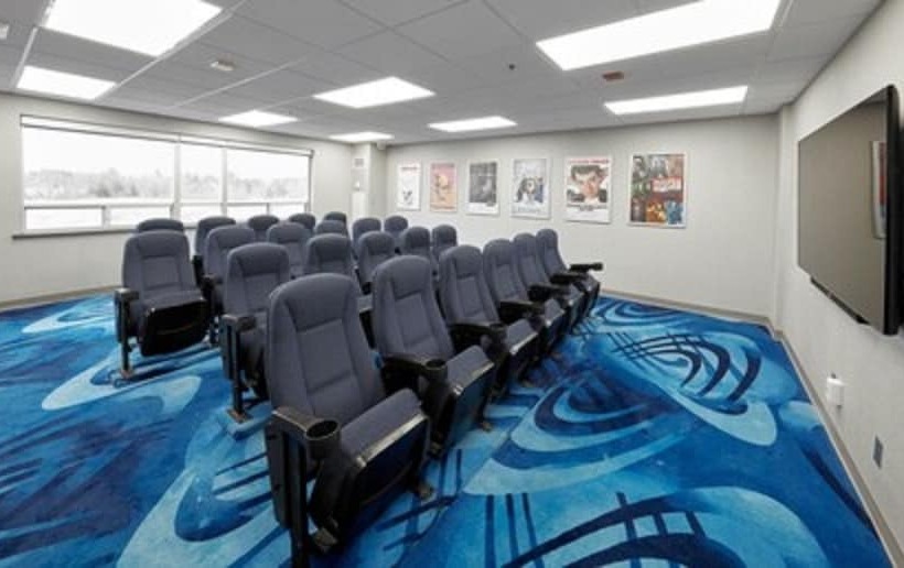 Residence & Conference Centre King City