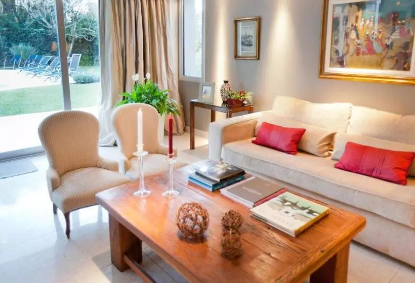 Villa Isidro Hotel Boutique & Spa