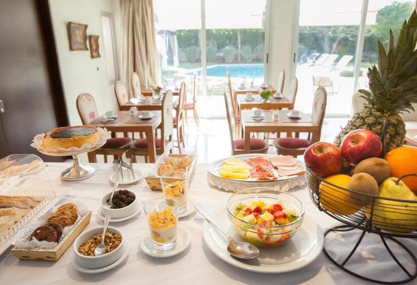 Villa Isidro Hotel Boutique & Spa