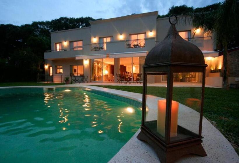 Villa Isidro Hotel Boutique & Spa