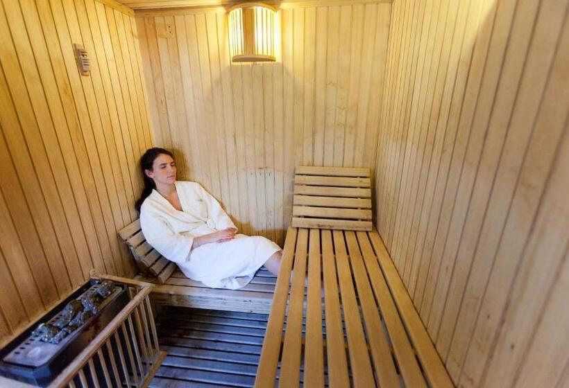 Villa Isidro Hotel Boutique & Spa