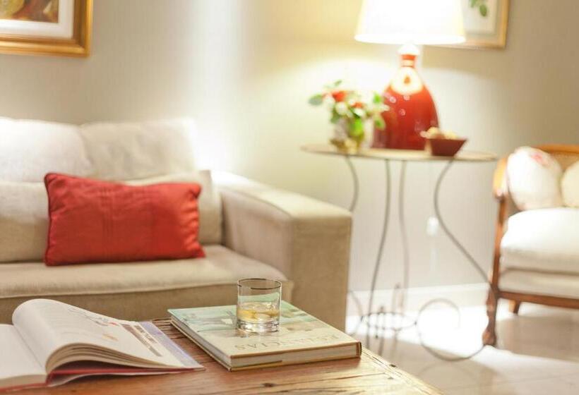 Villa Isidro Hotel Boutique & Spa