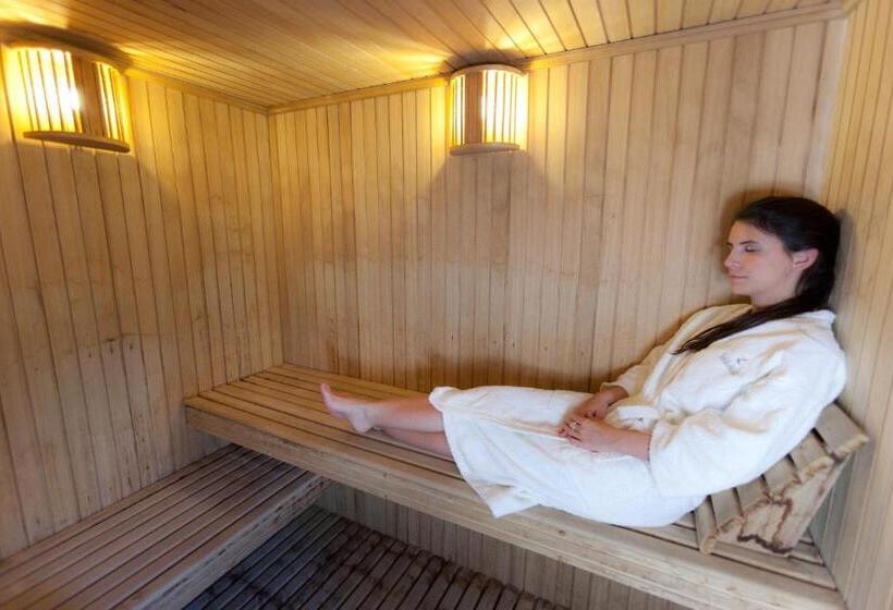 Villa Isidro Hotel Boutique & Spa