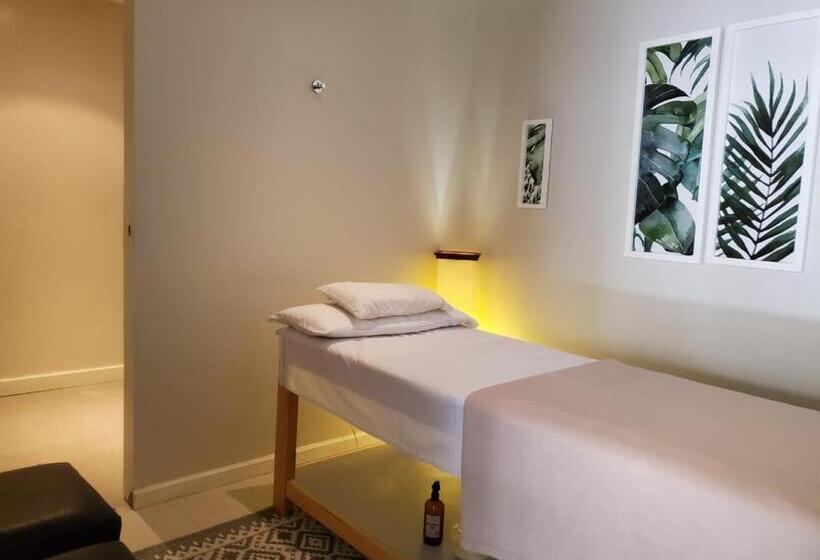 Villa Isidro Hotel Boutique & Spa