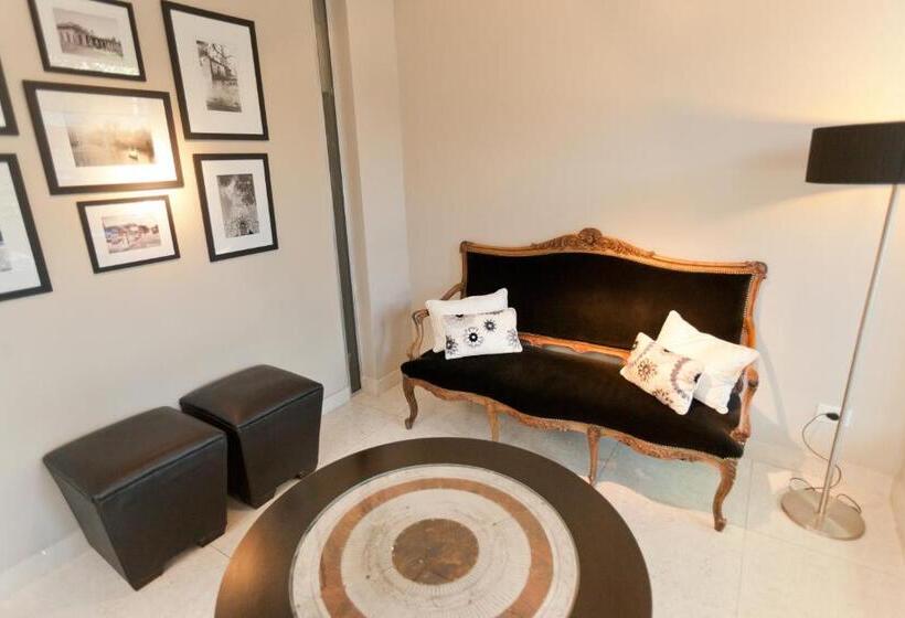 Villa Isidro Hotel Boutique & Spa