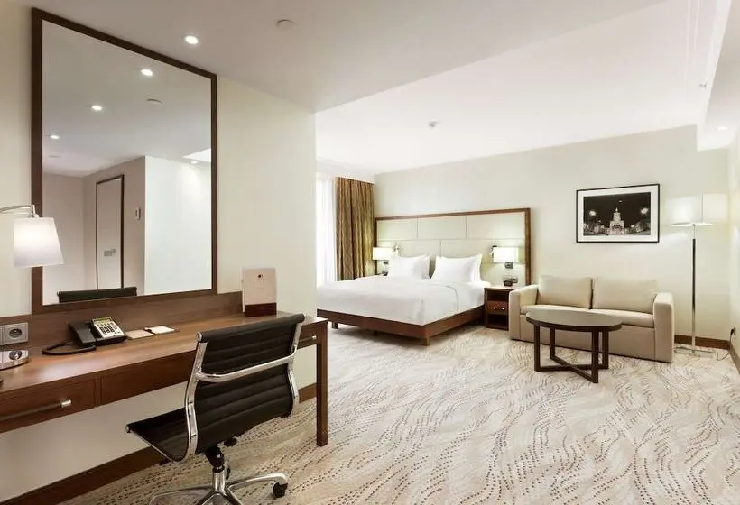 Doubletree By Hilton Hotel & Conference Centre Warsaw