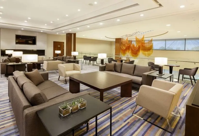 Doubletree By Hilton Hotel & Conference Centre Warsaw