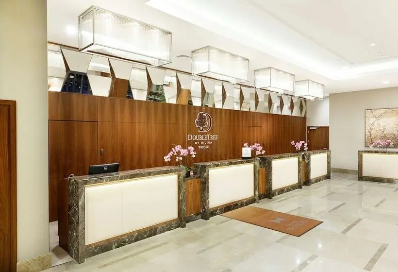 Doubletree By Hilton Hotel & Conference Centre Warsaw