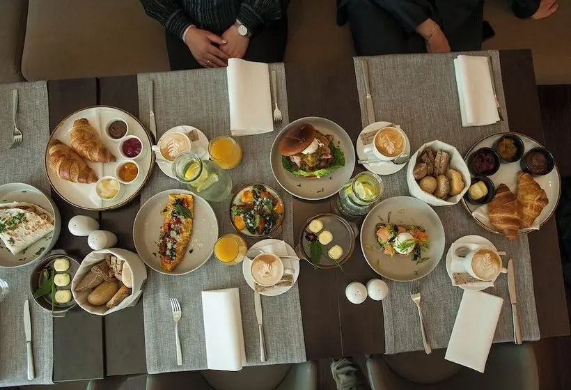 Doubletree By Hilton Hotel & Conference Centre Warsaw