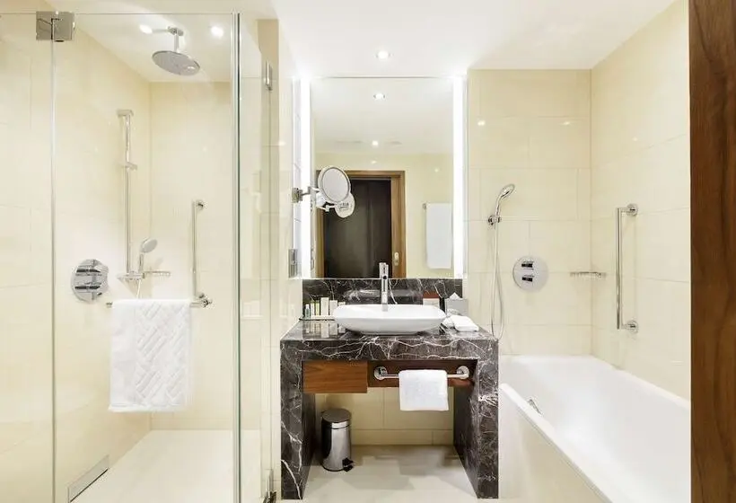 Doubletree By Hilton Hotel & Conference Centre Warsaw