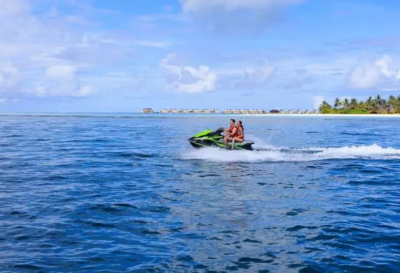 هتل Angsana Velavaru