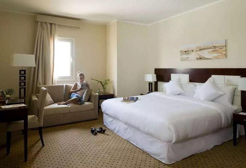 هتل Barcelo Cairo Pyramids