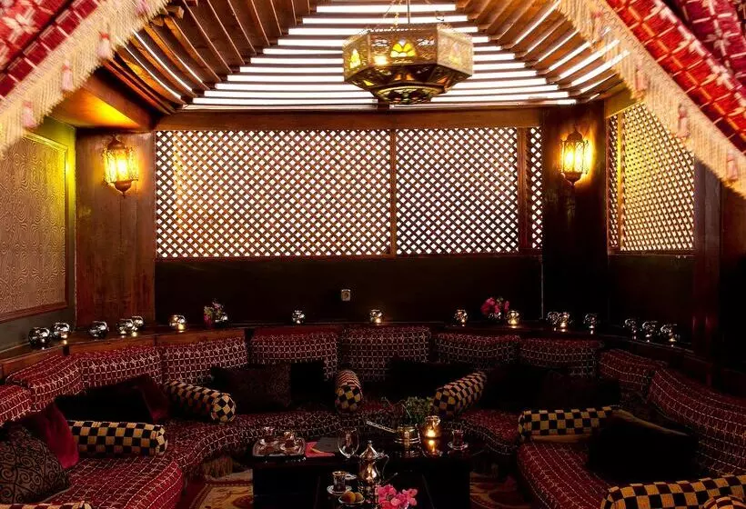 هتل Barcelo Cairo Pyramids