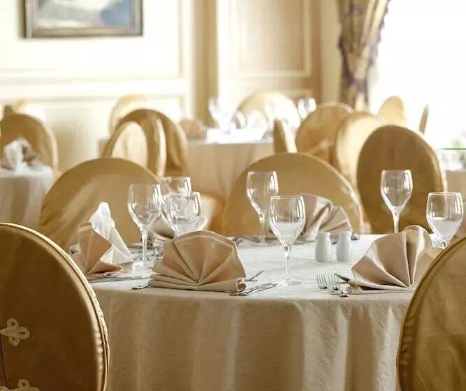 هتل Barcelo Cairo Pyramids