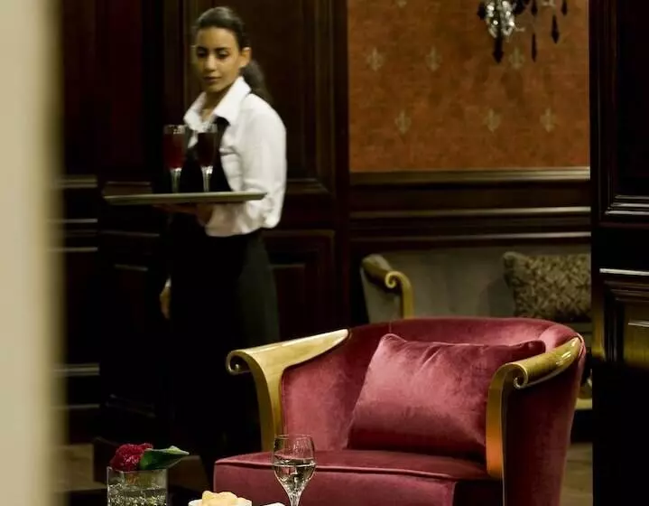 هتل Barcelo Cairo Pyramids