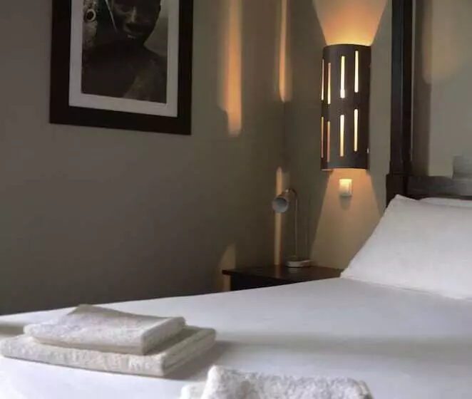 هتل Casa Colonial