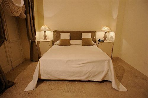 فندق Castello Camemi