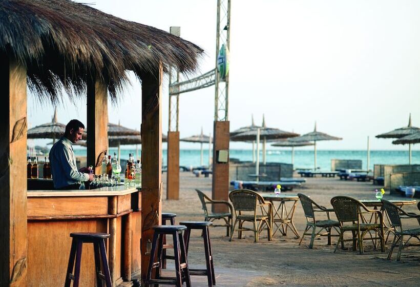 هتل Coral Sea Waterworld Sharm El Sheikh