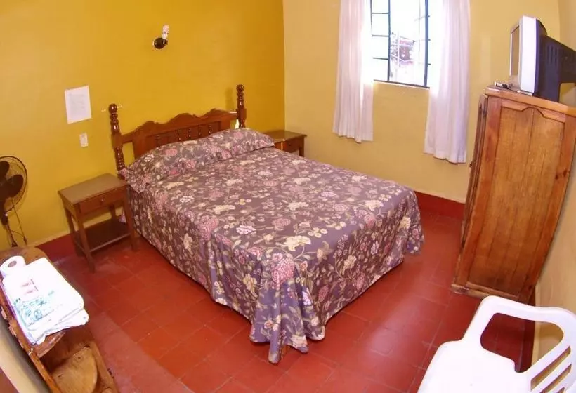 Отель España Cuernavaca