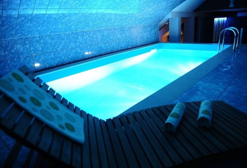 בית מלון כפרי Garny Pleso