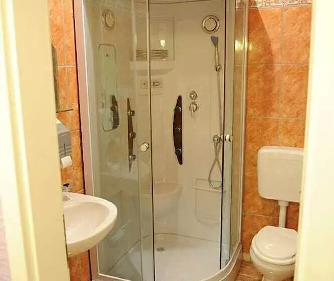 בית מלון כפרי Garny Pleso