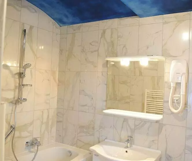 בית מלון כפרי Garny Pleso