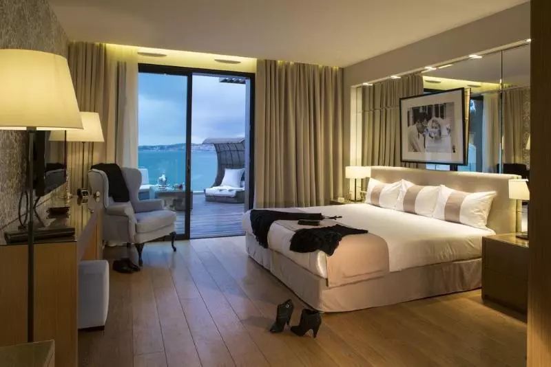 Отель Hostellerie La Farandole