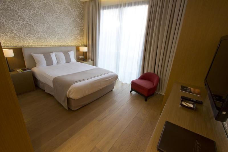 Отель Hostellerie La Farandole