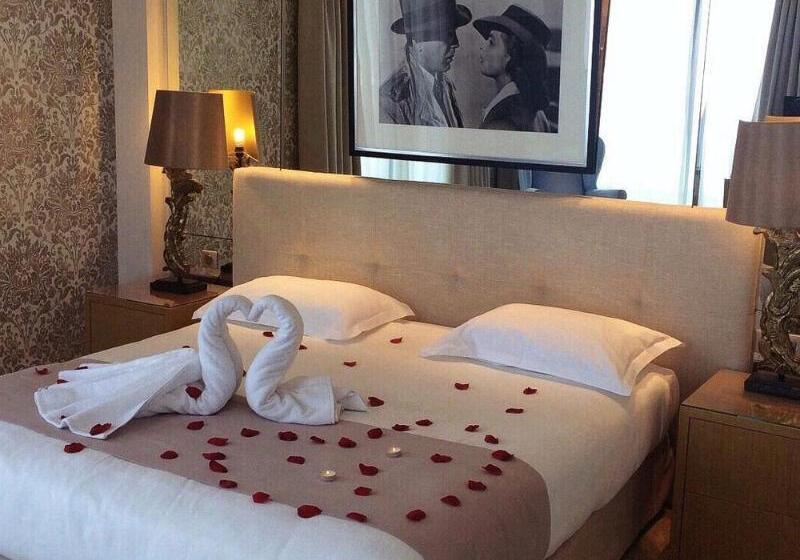 Отель Hostellerie La Farandole