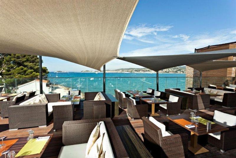 Отель Hostellerie La Farandole