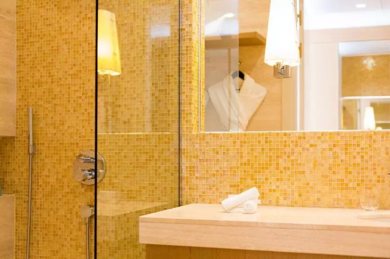 Отель Hostellerie La Farandole