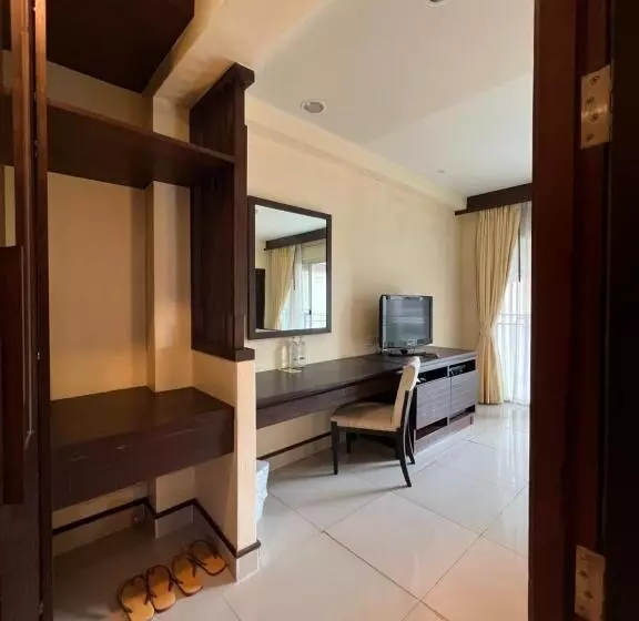 Hotel Lanta Pura Beach Resort Sha Extra Plus