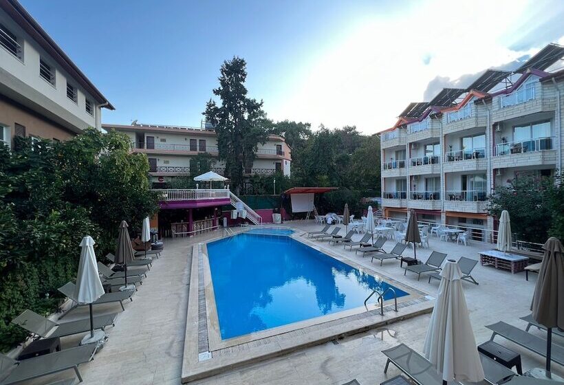 בית מלון כפרי Mr. Crane