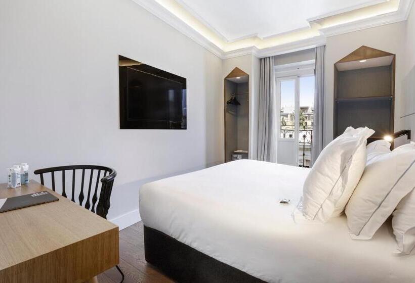 هتل One Shot Recoletos 04