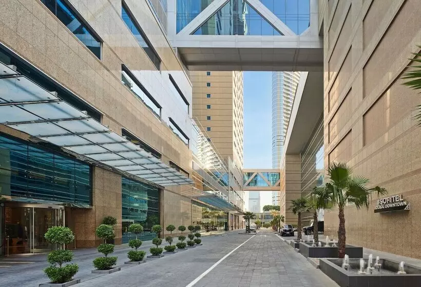 هتل Sofitel Dubai Downtown