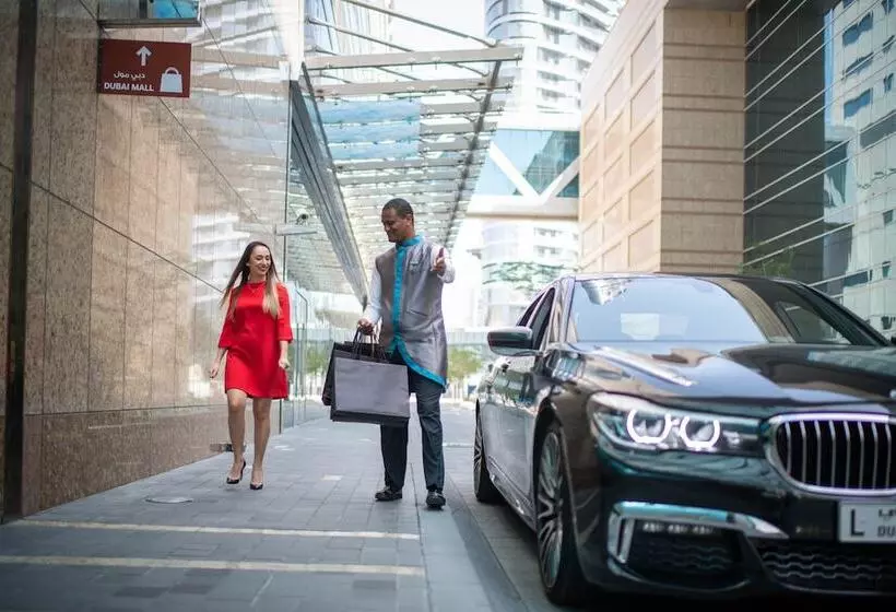 هتل Sofitel Dubai Downtown