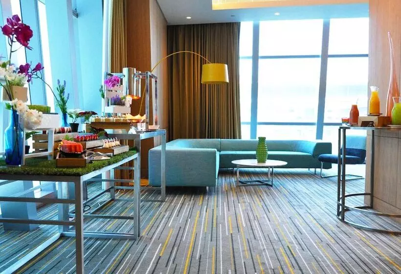هتل Sofitel Dubai Downtown