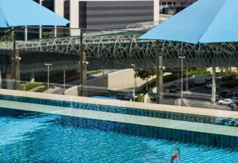 هتل Sofitel Dubai Downtown