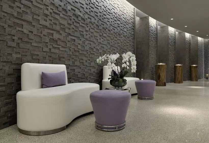 هتل Sofitel Dubai Downtown