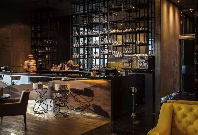 هتل Sofitel Dubai Downtown