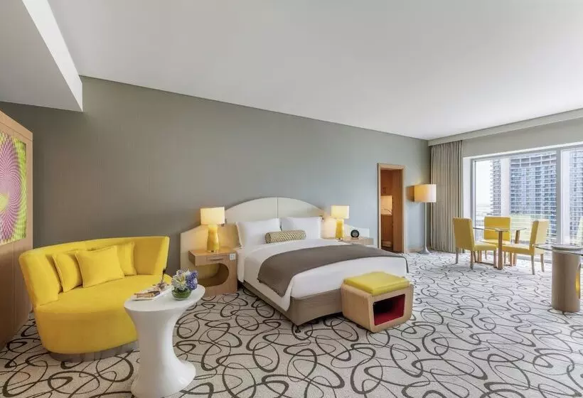 هتل Sofitel Dubai Downtown