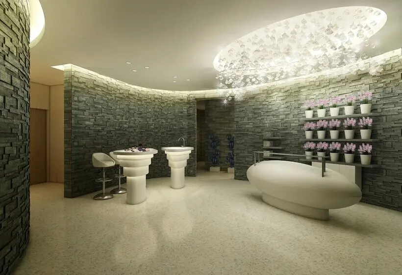 هتل Sofitel Dubai Downtown