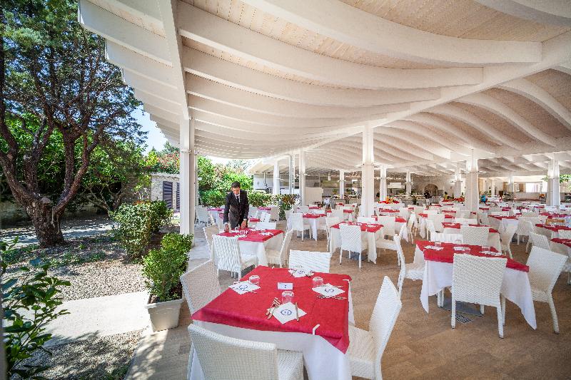 فندق Th Simeri Simeri Village