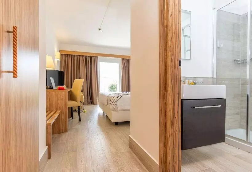 酒店 Th Simeri Simeri Village