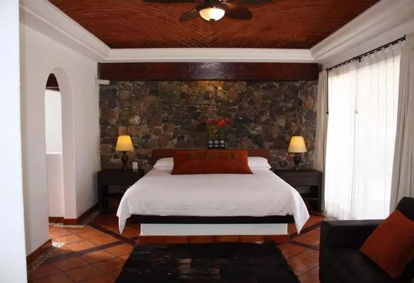 Отель Villa Mexicana Golf Resort