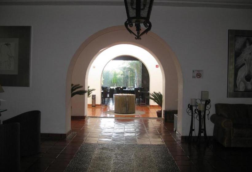 ホテル Villa Mexicana Golf Resort