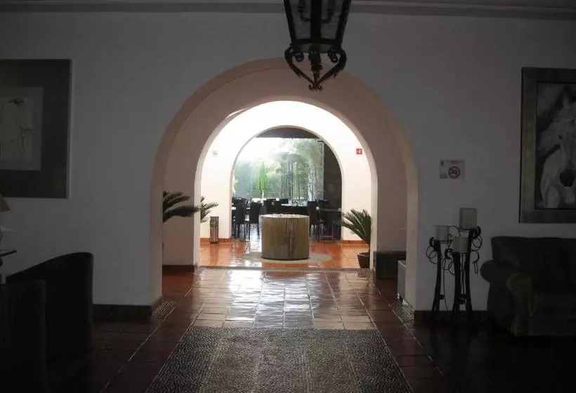 Отель Villa Mexicana Golf Resort